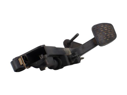 Used Clutch pedal Clutch pedal MERCEDES-BENZ C-CLASS T-Model (S203) C 220 CDI (203.208) (136 hp) 25693805 25693805