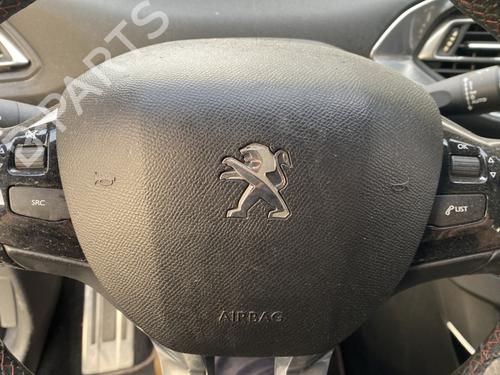 Used Driver airbag PEUGEOT 308 SW II (LC_, LJ_, LR_, LX_, L4_) 2.0 BlueHDi 150 (150 hp) 27982599