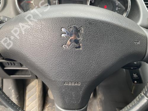 Used Driver airbag PEUGEOT 3008 I MPV (0U_) 1.6 HDi (109 hp) 28811271