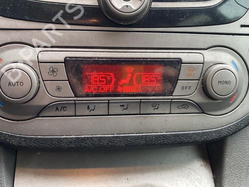Used Climate control FORD KUGA I 2.0 TDCi 4x4 (140 hp) 25674464