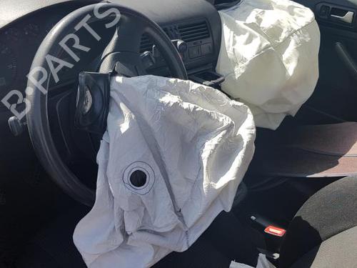 Brugte VW BORA I (1J2) 1.9 TDI 2539915
