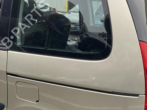 Tanklåg PEUGEOT 807 (EB_) 2.0 HDi (107 hp) 30491080