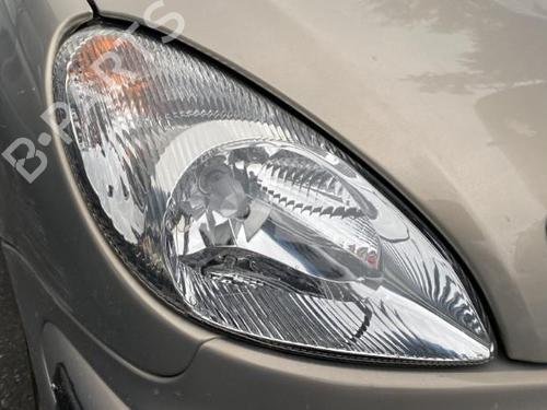 Used Right headlight CITROËN XSARA PICASSO (N68) 2.0 HDi (90 hp) 25688442