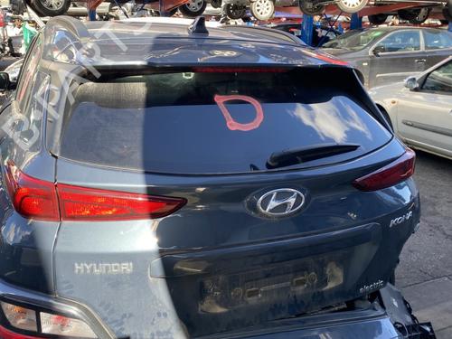 Used Third brake light HYUNDAI KONA (OS, OSE, OSI) EV (136 hp) 25686167