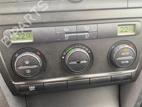 Used Heater blower motor SKODA OCTAVIA II (1Z3) 1.9 TDI (105 hp) 28499140