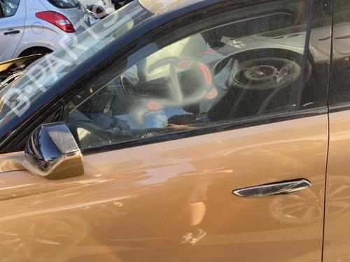 Used Left front door DS DS 4 II (FR_, FB_, F3_) E-TENSE 225 (F3DGZT) (224 hp) 27259848