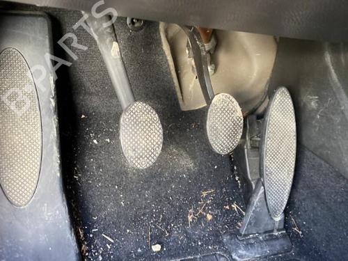 Used Break pedal MINI MINI Coupe (R58) Cooper (122 hp) 25674417