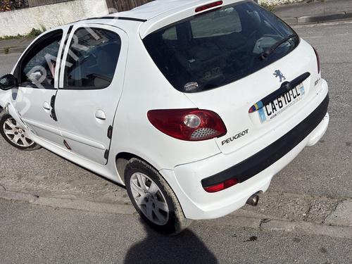 Peças PEUGEOT 206+ (2L_, 2M_) 1.4 i 4633136