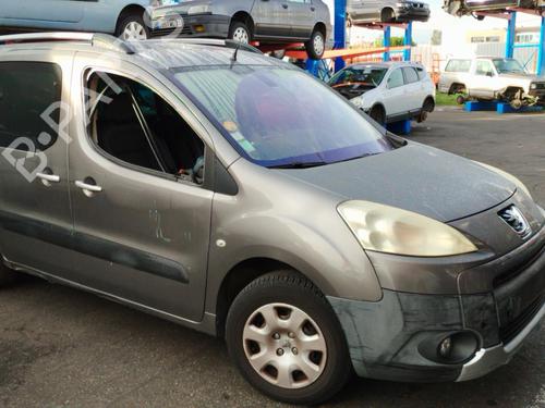 Used Front right door window PEUGEOT PARTNER Box Body/MPV 1.6 HDi (75 hp) 25678861