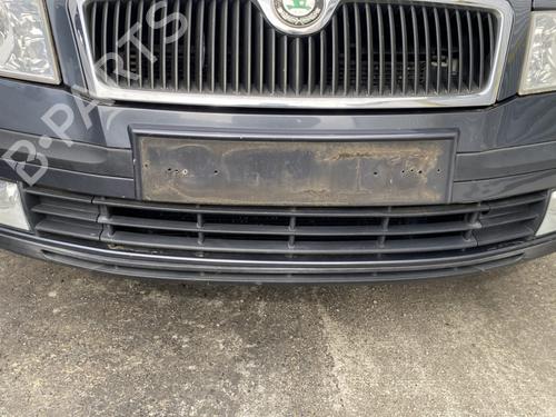 Stoßstange vorne für SKODA OCTAVIA II (1Z3) 1.9 TDI (105 hp) 28499094