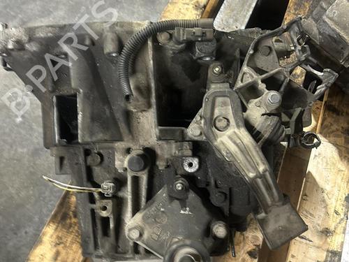 Used Gearbox Gearbox PEUGEOT 807 (EB_) 2.0 HDi (107 hp) 25678971 25678971