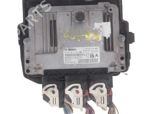 Used Engine control unit (ECU) PEUGEOT 207 (WA_, WC_) 1.4 HDi (68 hp) 28451206