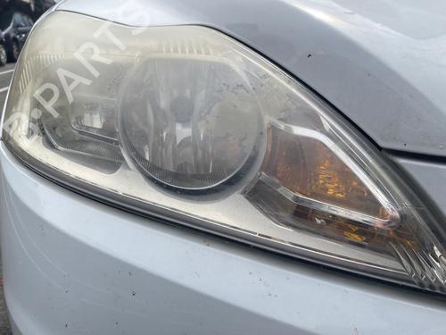 Used Right headlight FORD FOCUS II Turnier (DA_, FFS, DS) 1.8 TDCi (115 hp) 26219462