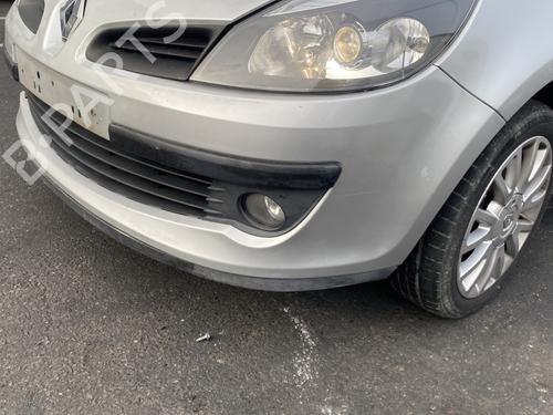 Used Left front fog light Left front fog light RENAULT CLIO III (BR0/1, CR0/1) 1.5 dCi (BR17, CR17) (86 hp) 32780741 32780741