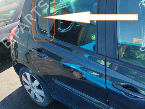 rear-right-door-window-renault-clio-iii-br01-cr01-2005-2006-2007-2008-2009-2010-2011-2012-2013-2014-36651581 main image