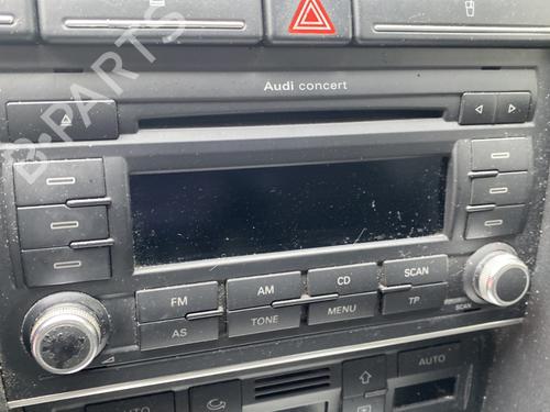 Used Radio AUDI A4 B7 Avant (8ED) 2.0 TDI (170 hp) 25679998