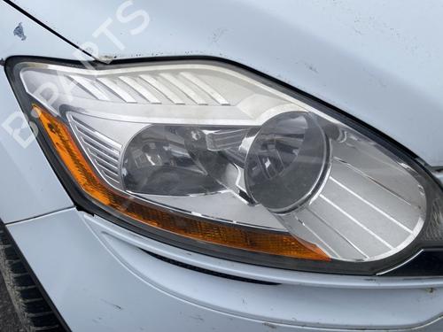 Used Right headlight FORD KUGA I 2.0 TDCi 4x4 (140 hp) 32299787