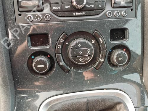 Used Climate control Climate control 38228797 38228797