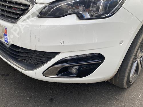 Used Left front fog light PEUGEOT 308 SW II (LC_, LJ_, LR_, LX_, L4_) 2.0 BlueHDi 150 (150 hp) 27982568