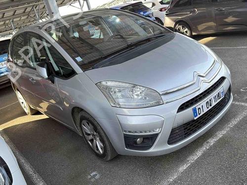 right-front-fog-light-citroen-c4-picasso-i-mpv-ud_-2006-2007-2008-2009-2010-2011-2012-2013-2014-2015-36556738 main image