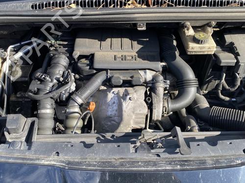 Used AC compressor AC compressor PEUGEOT 5008 (0U_, 0E_) 1.6 HDi (110 hp) 33184956 33184956