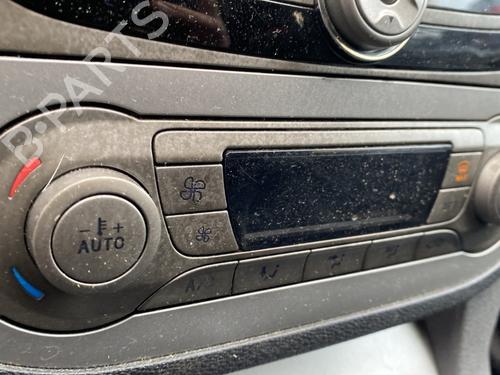 Comando chauffage FORD KUGA I 2.0 TDCi 4x4 (140 hp) 32299799