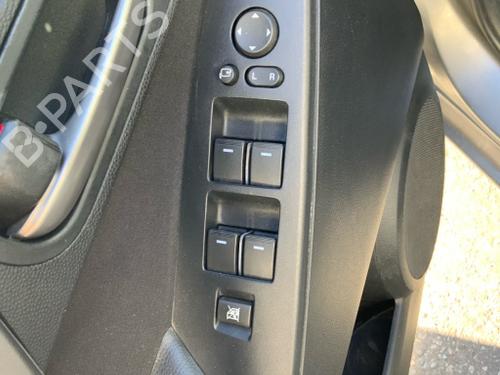 Used Left front window switch Left front window switch MAZDA 3 (BL) 1.6 MZ-CD (BL14) (109 hp) 40601408 40601408
