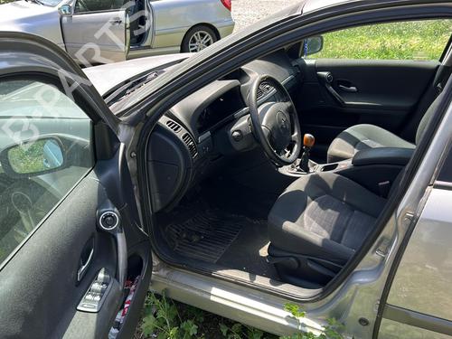 Left front fog light RENAULT LAGUNA II (BG0/1_) 1.9 dCi (BG1A, BG1W, BG0G) | BP25698466C30 