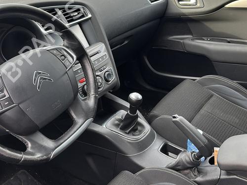 Left taillight CITROËN C4 II (NC_) 1.6 BlueHDi 120 | BP31363287C34 