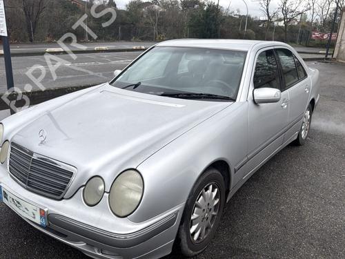 Pare-chocs avant MERCEDES-BENZ E-CLASS (W210) E 270 CDI (210.016) (170 hp) 31271210
