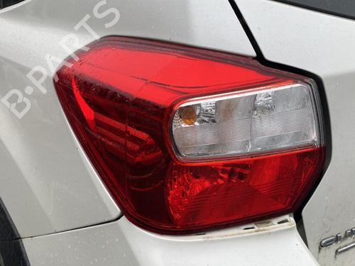 Feu arrière gauche SUBARU XV (_GP_) 2.0 D AWD (GPD) (147 hp) 31806141