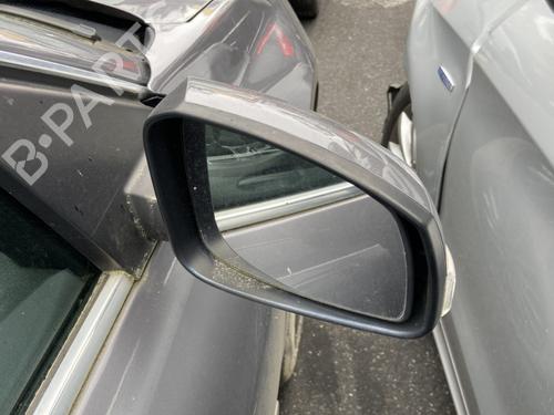 Used Right mirror RENAULT LAGUNA III (BT0/1) 2.0 dCi (BT07, BT0J, BT14, BT1A, BT1S) (131 hp) 25690447
