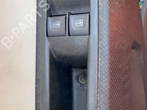 BP31069354I27 main image