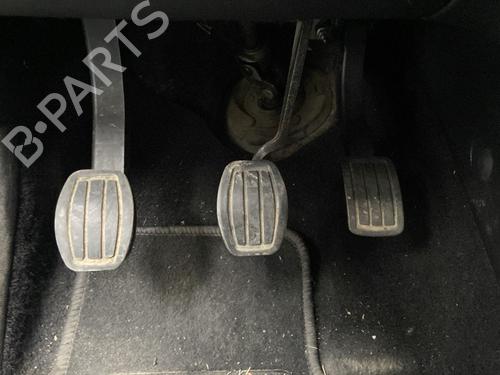 Used Break pedal PEUGEOT 308 II (LB_, LP_, LW_, LH_, L3_) 1.6 BlueHDi 120 (120 hp) 25681829