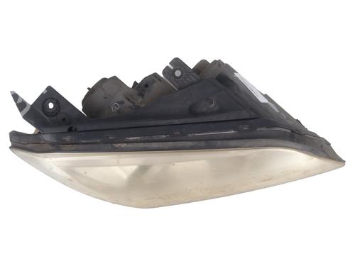 Used Right headlight CHEVROLET CAPTIVA (C100, C140) 2.0 D 4WD (150 hp) 28164228