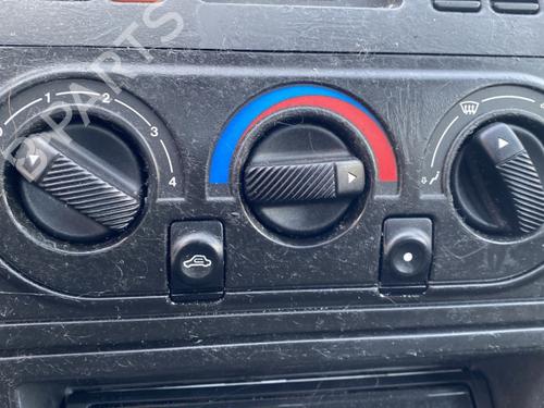 Used Climate control FIAT COUPE (175_) 2.0 16V (139 hp) 30464585