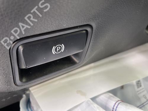 Used Switch MERCEDES-BENZ A-CLASS (W176) A 180 (176.042) (122 hp) 25672660