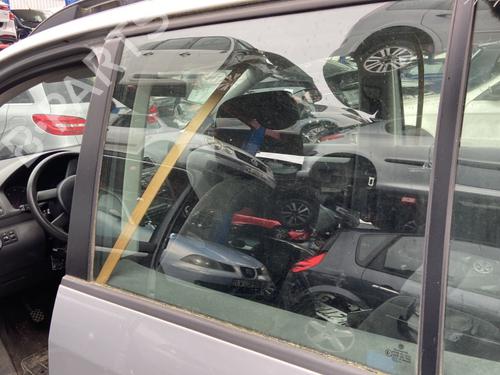 Used Left rear door VW TOURAN (1T1, 1T2) 1.9 TDI (105 hp) 25676483