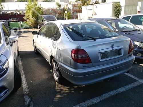 Brugte TOYOTA AVENSIS Liftback (_T22_) 2.0 D-4D (CDT220_, CDT220R) 2536712