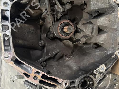 Used Gearbox Gearbox RENAULT TWINGO II (CN0_) 1.5 dCi (CN0E) (64 hp) 25679369 25679369