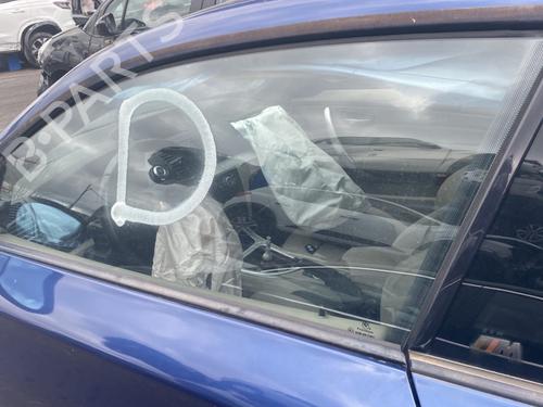Used Front left door window BMW 1 (E81) 123 d (204 hp) 25693905