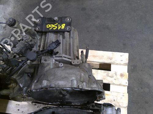 Used Gearbox HYUNDAI TUCSON (JM) 2.0 CRDi (140 hp) 25693170