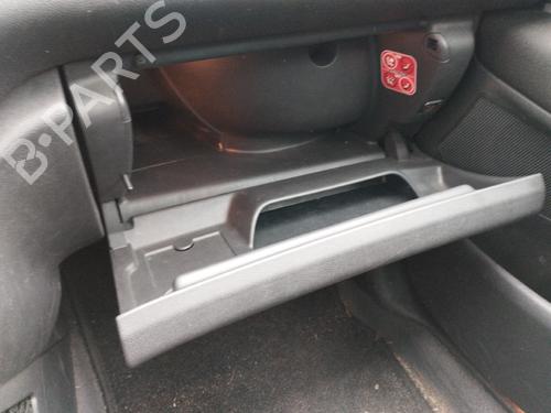 Handskerum Handskerum PEUGEOT 3008 I MPV (0U_) 1.6 HDi (112 hp) 35806611 35806611