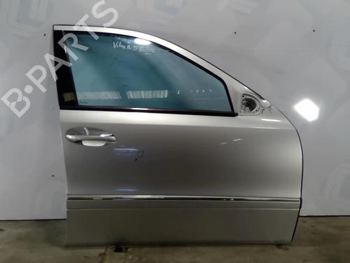 Used Right front door MERCEDES-BENZ E-CLASS (W211) E 320 CDI (211.026) (204 hp) 25695598