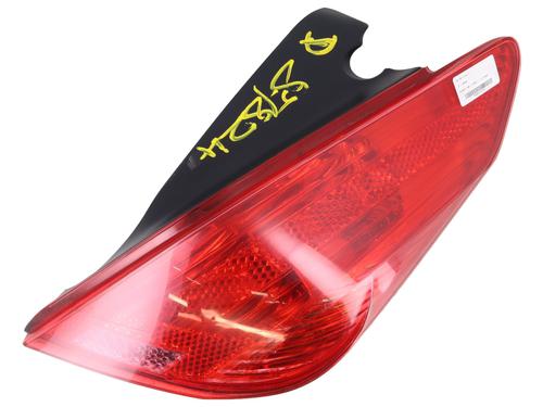 Used Right taillight Right taillight PEUGEOT 308 I (4A_, 4C_) 1.6 HDi (90 hp) 33650227 33650227