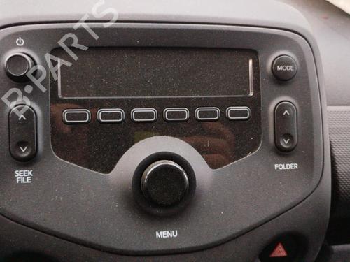 Used Radio PEUGEOT 108 1.0 VTi 72 (72 hp) 25674655