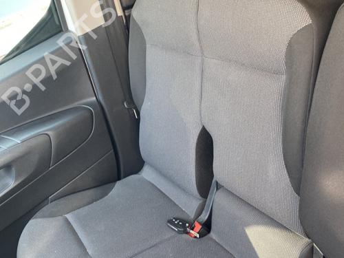 Used Right front seat CITROËN BERLINGO Box Body/MPV (K9) 1.5 BlueHDi 130 (131 hp) 28046345