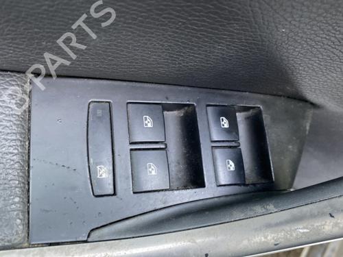 Used Left front window switch OPEL ASTRA J (P10) 2.0 CDTI (68) (160 hp) 25682828