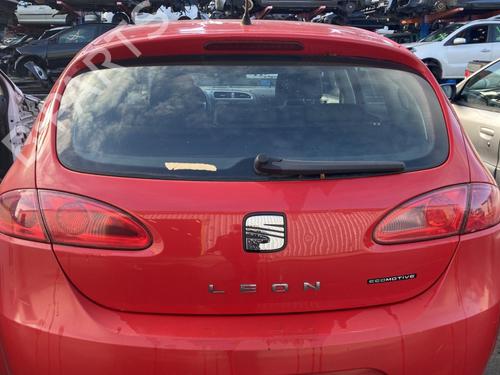 Used Right taillight SEAT LEON (1P1) 1.9 TDI (105 hp) 30438884