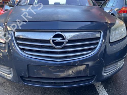 Used Right headlight Right headlight OPEL INSIGNIA A (G09) 2.0 CDTI (68) (131 hp) 32030532 32030532